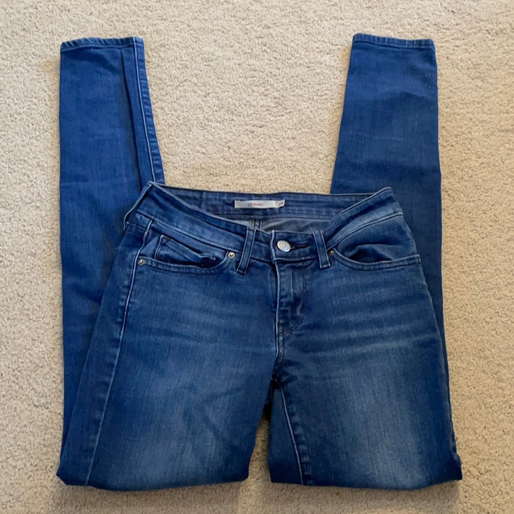 711 Skinny Jeans